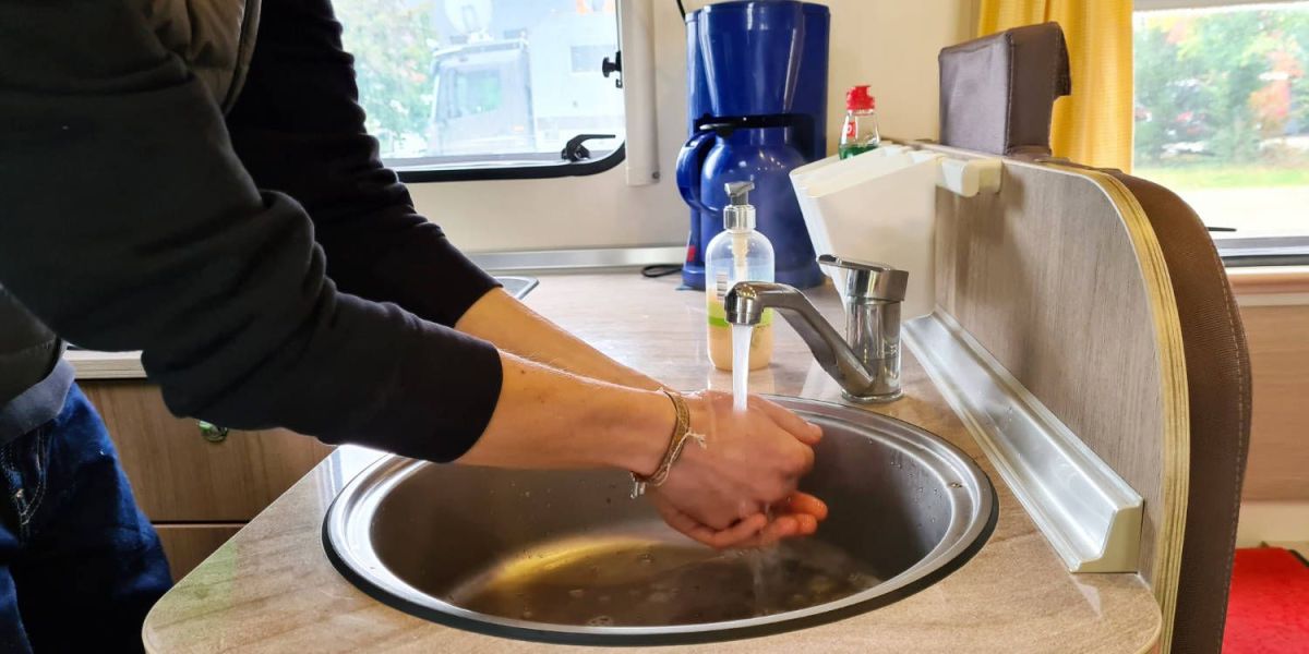 Warmes Wasser im Camper - Hygiene & Sanitär - Hilfe & Beratung