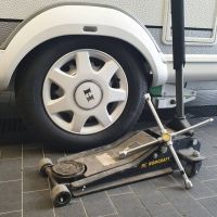 Tipps für den Reifenwechsel am Wohnwagen