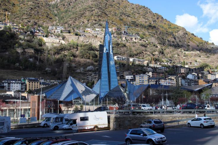 Die Hauptstadt Andorra de la Vella gilt als Einkaufsparadies.